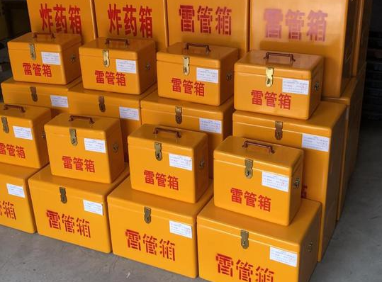 剑川玻璃钢雷管箱的使用寿命一般是多少？